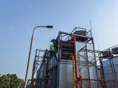 冷卻塔配件直銷：涼水塔在運(yùn)行過程中有噪音? (深圳裝