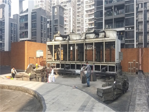 冷卻塔與工業(yè)冷水機(jī)的工作原理
